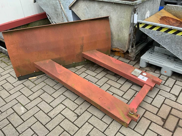 Indapp - 2010 - sns.r 1500 - sneeuwschuiver - afbeelding 2 van  4