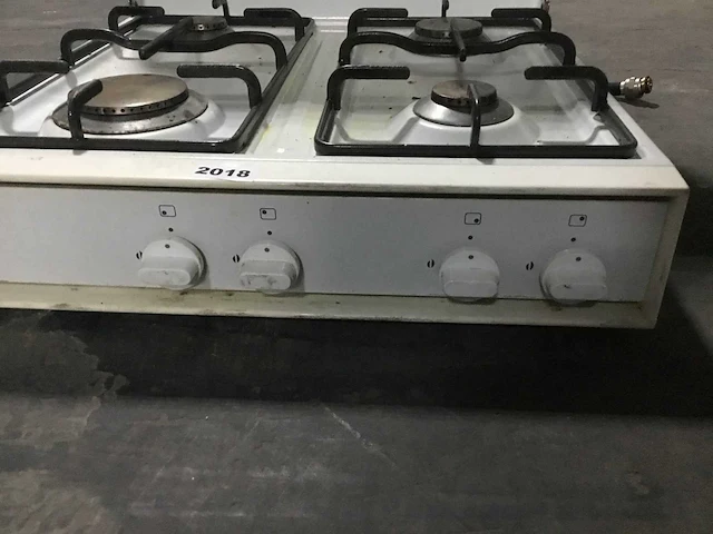 Indesit - gasfornuis - afbeelding 3 van  5