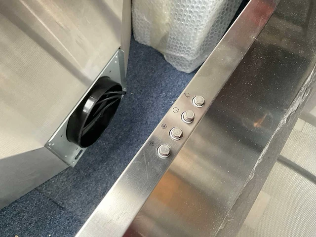Indesit ihpc94lmx afzuigkap - afbeelding 3 van  3