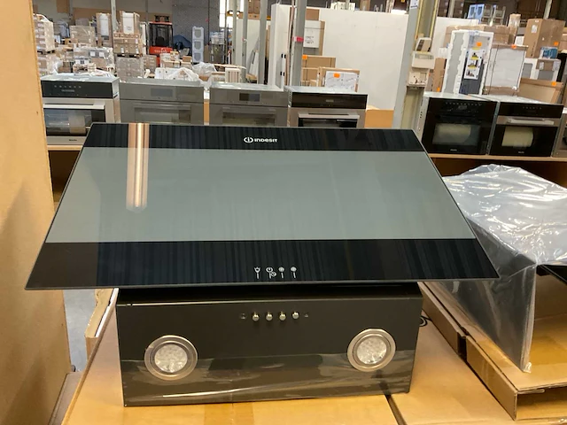 Indesit ihvp 6.6 lm k design wandafzuigkap - afbeelding 1 van  7