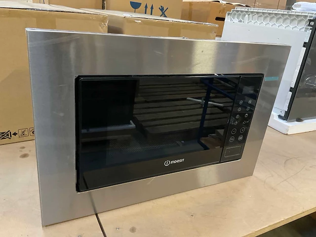 Indesit mwi 120 sx inbouw solo-magnetron - afbeelding 2 van  5