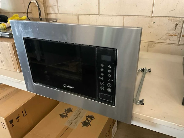 Indesit mwi 120sx solo inbouw magnetron - afbeelding 2 van  5