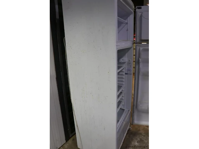 Indesit taa5 koelkast met vriesvak - 70x70x179cm - afbeelding 12 van  13