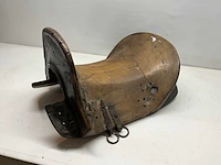 Indisch houten paarden zadel - afbeelding 3 van  7