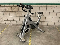 Indoor cycling tomahawk s-serie class s spinningbike - afbeelding 1 van  5