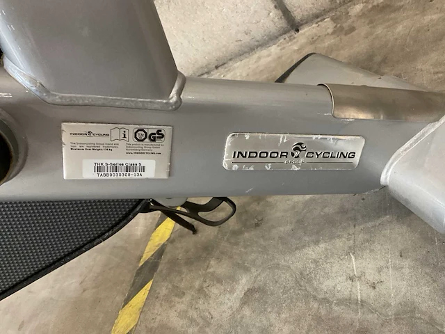 Indoor cycling tomahawk s-serie class s spinningbike - afbeelding 4 van  5