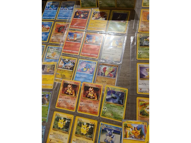 Indrukwekkende pokémon collectie - afbeelding 18 van  18