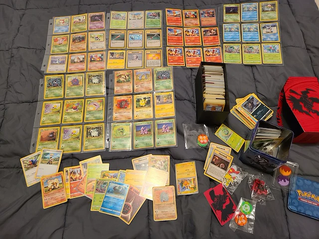 Indrukwekkende pokémon kaarten verzameling - afbeelding 1 van  11