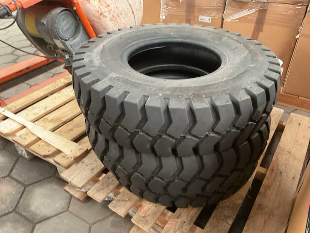 Industrial deep lug banden (3x) - afbeelding 2 van  3