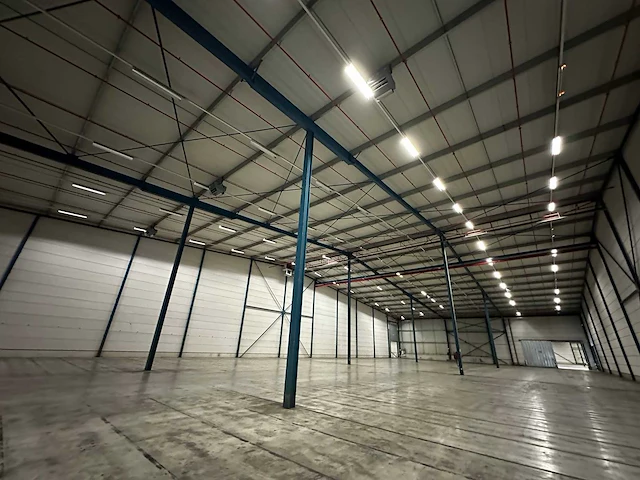 Industrie gebouw opslaghal 1 - 75,5x32,5m - afbeelding 3 van  17
