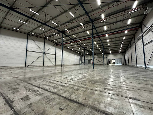 Industrie gebouw opslaghal 1 - 75,5x32,5m - afbeelding 14 van  17