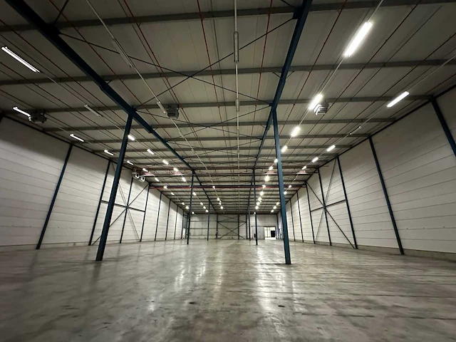 Industrie gebouw opslaghal 1 - 75,5x32,5m - afbeelding 17 van  17
