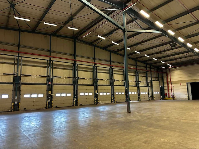 Industrie gebouw opslaghal 7 - 55x43m - afbeelding 14 van  16