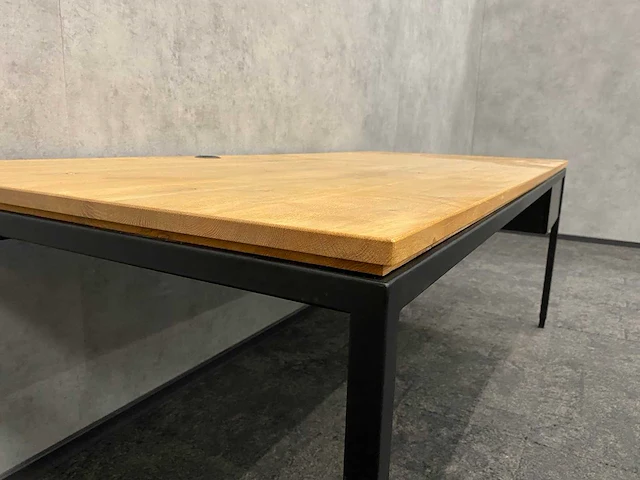 Industrieel bureau 200x90 - in hoogte instelbaar - afbeelding 14 van  14
