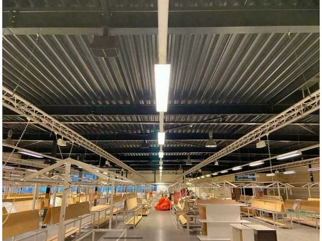 Industrieel gebouw 53x43,5x6m gedemonteerd - afbeelding 13 van  50