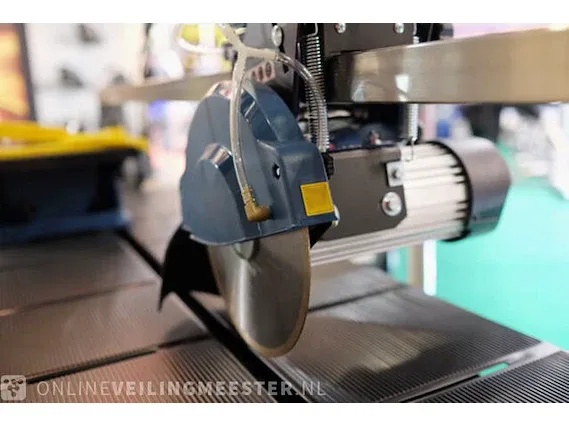 Industrieel materieel en gereedschap