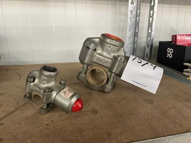 Industriële afsluiters (2x) - afbeelding 1 van  5