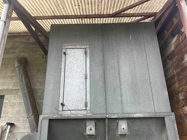 Industriële afzuiginstallatie met filterkast en ventilator - afbeelding 4 van  9