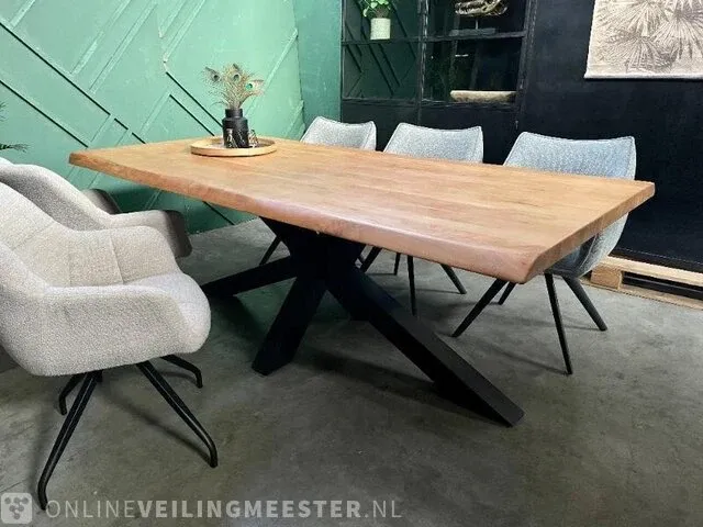 Industriële boomstamtafel met kruispoot toff, teak / zwart, bouwjaar 2023 - afbeelding 1 van  7