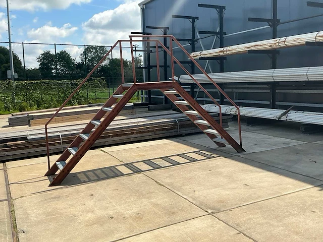 Industriële bordestrap - afbeelding 1 van  4
