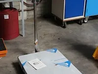 Industriele digitale weegschaal serenite type s601 met plateauafmeting 60 x 80 cm. maximaal 300 kg. - afbeelding 2 van  4