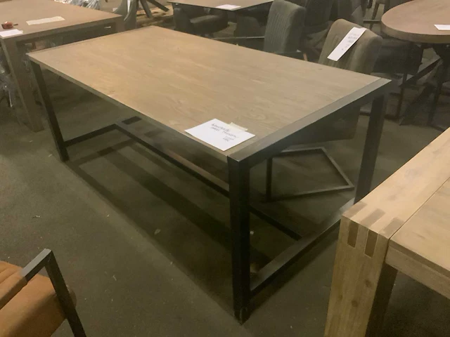 Industriële eetkamertafel 190cm - afbeelding 4 van  4