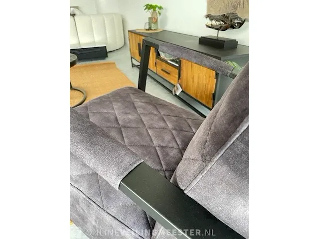 Industriële fauteuil met diamant patroon in antraciet velvet toff, antraciet / zwart - afbeelding 6 van  9