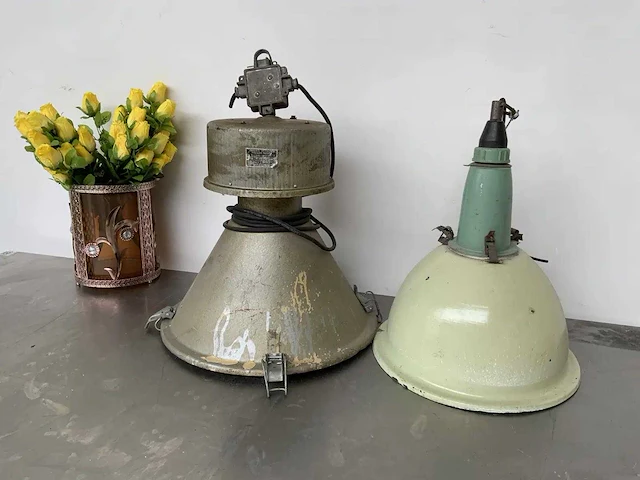 Industriële hanglamp (2x) - afbeelding 1 van  6