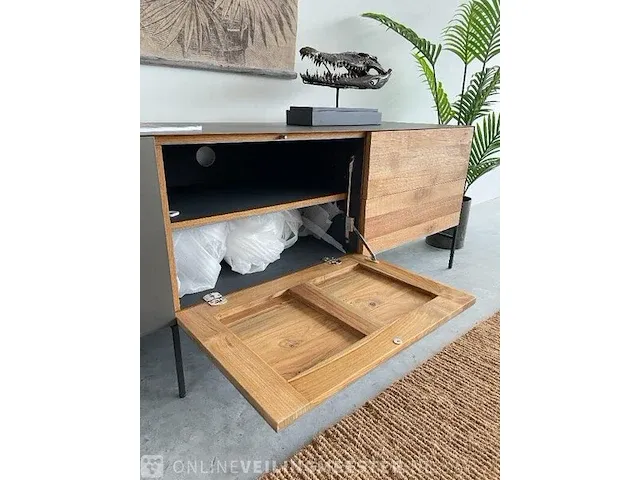 Industriële lange tv-meubel van teak en staal tower living, pandora, teak / antraciet - afbeelding 15 van  16