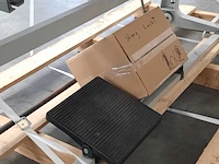 Industriële naaimachine op tafel, durkopp adler, k467 990096 467-65-fa-373, 1995 - afbeelding 3 van  14