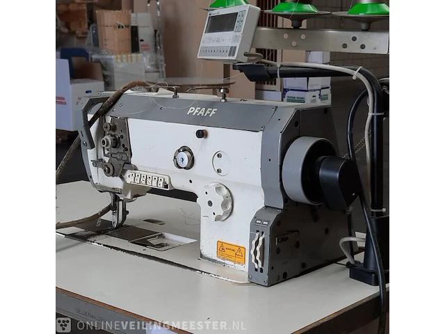 Industriële naaimachine pfaff, 1420 - afbeelding 11 van  15
