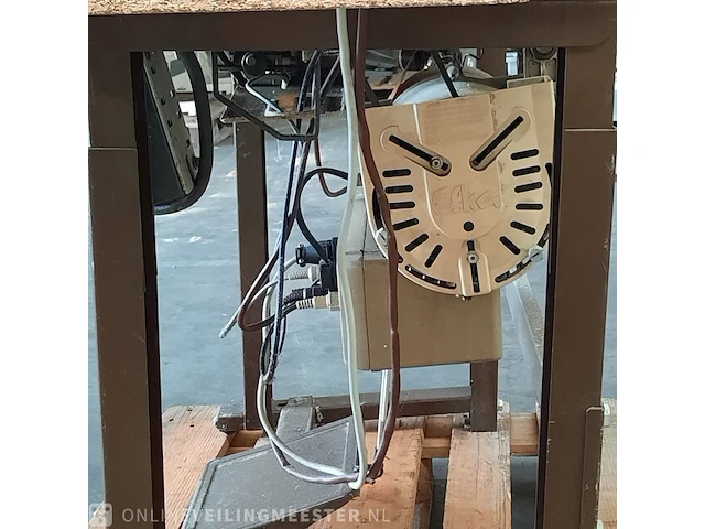 Industriële naaimachine pfaff, 650 - afbeelding 14 van  15