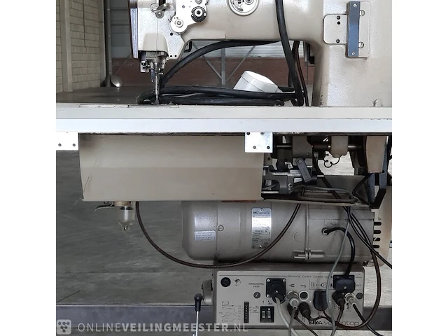 Industriële naaimachine pfaff, 650 - afbeelding 6 van  15