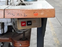 Industriële naaimachine - afbeelding 7 van  17