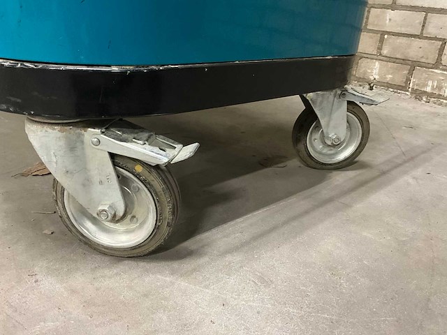 Industriële nat/droog stofzuiger - afbeelding 4 van  15