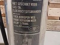 Industriële reiniger en brandblusser - afbeelding 6 van  7