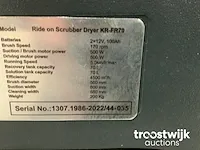 Industriële schrobzuigmachine - afbeelding 7 van  23