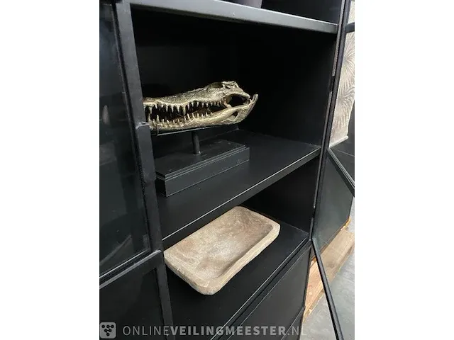 Industriële vitrine buffetkast in zwart staal rusty furniture, zwart, bouwjaar 2023 - afbeelding 9 van  12
