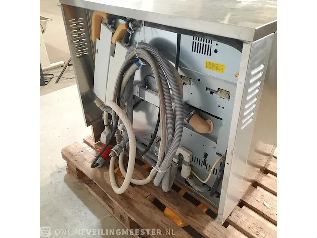 Industriële wasmachine miele, g7882 cd professional - afbeelding 10 van  11