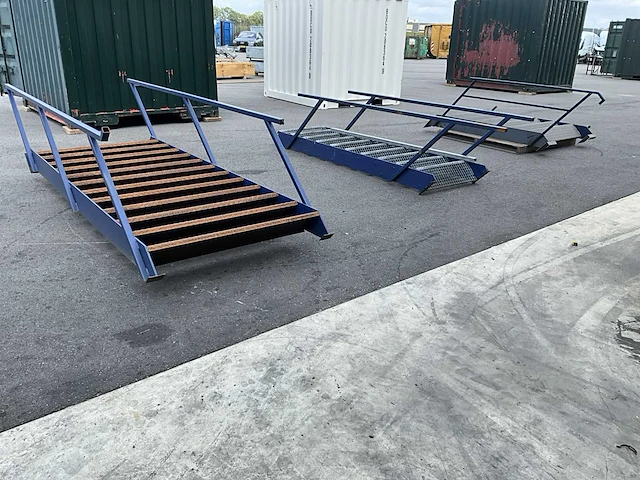 Industrietrap (3x) - afbeelding 1 van  7