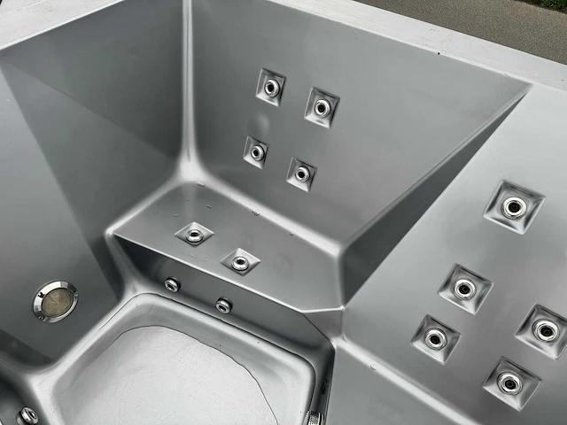 Infinitas 15 persoons dubbele cabine jacuzzi / zwemspa en buitenspa - afbeelding 3 van  34