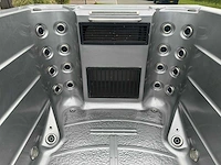 Infinitas 15 persoons dubbele cabine jacuzzi / zwemspa en buitenspa - afbeelding 13 van  34