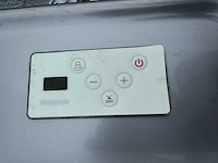 Infinitas 15 persoons dubbele cabine jacuzzi / zwemspa en buitenspa - afbeelding 17 van  34