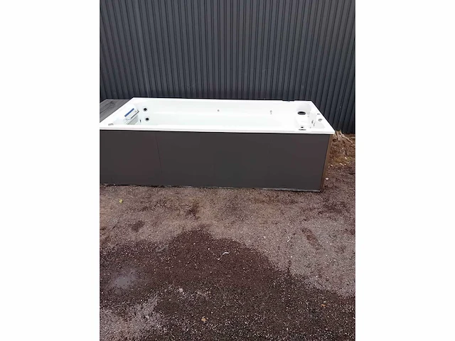 Infinitas 15 persoons jacuzzi en zwemspa - afbeelding 4 van  44