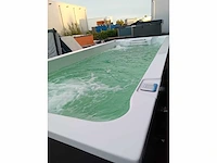 Infinitas 15 persoons jacuzzi en zwemspa - afbeelding 10 van  44