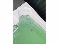 Infinitas 15 persoons jacuzzi en zwemspa - afbeelding 16 van  44