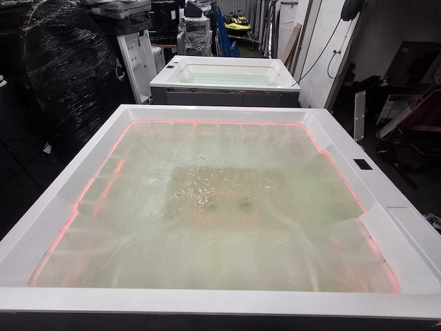 Infinitas paolo ferralli invisibile 8 persoons jacuzzi en buitenspa - afbeelding 14 van  56