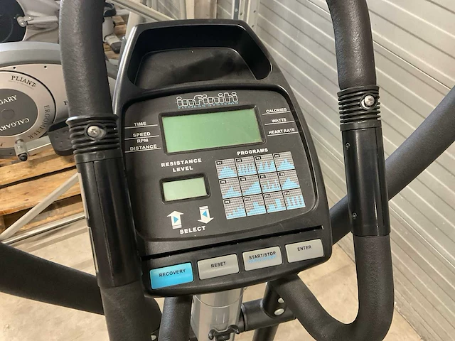 Infinity elliptical crosstrainer - afbeelding 4 van  4