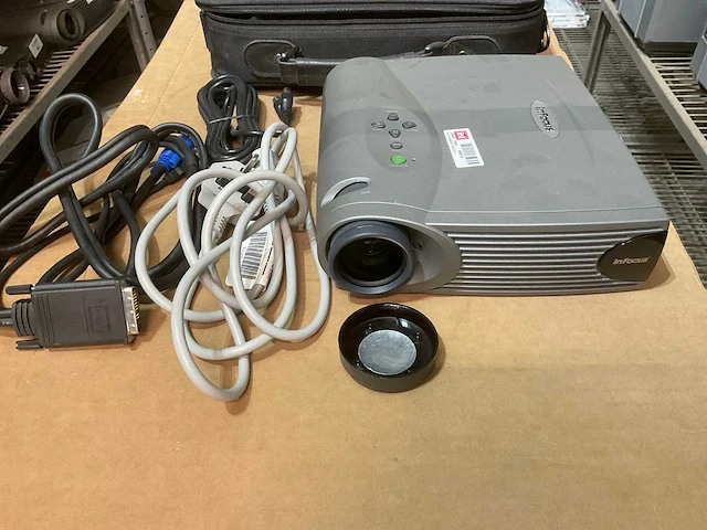 Infocus lp335 projector - afbeelding 2 van  6