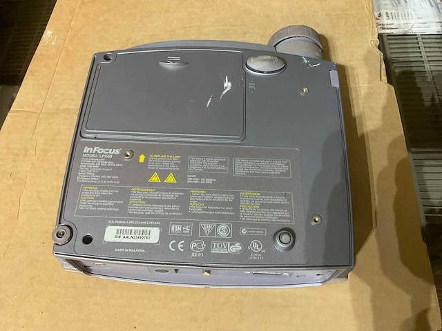 Infocus lp500 projector - afbeelding 4 van  5